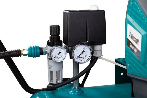 Drucklufttechnik, Kolbenkompressor,mobiler Kompressor, Airstar